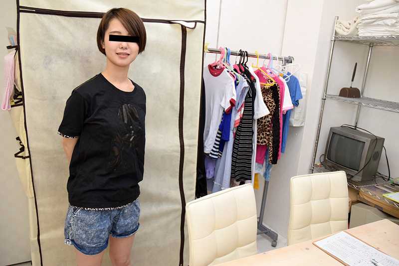 Amateur AV Interview - I came here for my family[Origin]