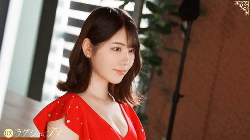 【演技ゼロ】見た目は品行方正、中身はドスケベ妻。既婚のアラサー美女が他人棒でアヘりまくる、旦那には絶対秘密のイキ顔。【不倫セックス】 ラグジュTV 1858