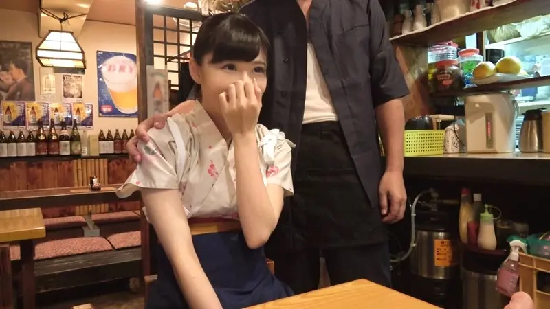 100% Authentic! Surprise Interview with the Rumored Beautiful Amateur Waitress ⇒ AV Negotiation! Target 2: A Pub Server with Kitten-like Round Eyes in Kitasenju