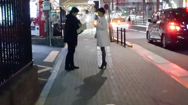 Picking Up Wealthy Married Women on the Street for Home AV Filming! ⇒ Creampie Sex! celeb.15 'Madam, you look amazing!' 'No! I have a husband...' The AV Actor's Daytime Drama Workshop Episode in Suginami, Tokyo