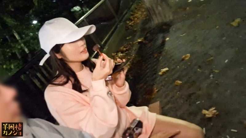 【初めての中出し】家でリラックスしてる癒し系Fカップ彼女と、ノーブラ部屋着姿で貪り合う。僕にしか絶対見せない笑顔、メス顔、イキ顔…。桃尻スレンダー恋人と同棲を始めて間もない、人生で一番幸せな時間を疑似体験してみませんか？笑顔の密着パイズリで抜いてもらう夜と、ムラムラしちゃった彼女が生ハメSEXをおねだりしてくる朝。秘密のカップルハメ撮り投稿【半同棲カノジョ】