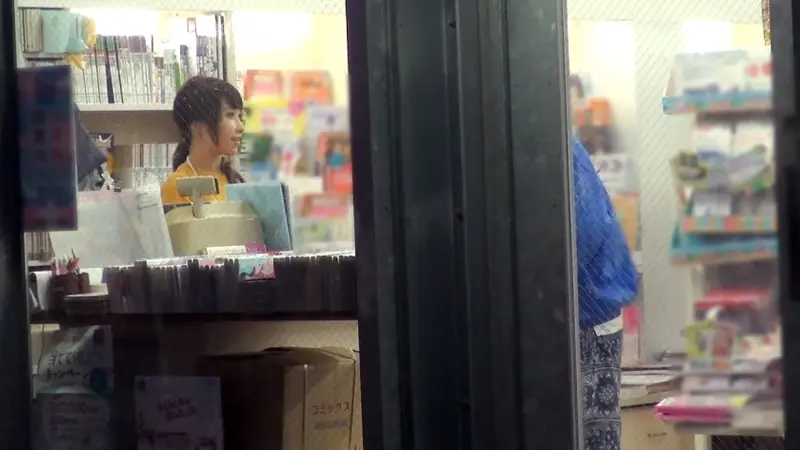 100% Genuine! Surprise Interview with the Rumored Beautiful Amateur Shop Girl => AV Negotiation! Target.33 Sweet Voice♪ Easily Persuaded Shop Girl in Nerima