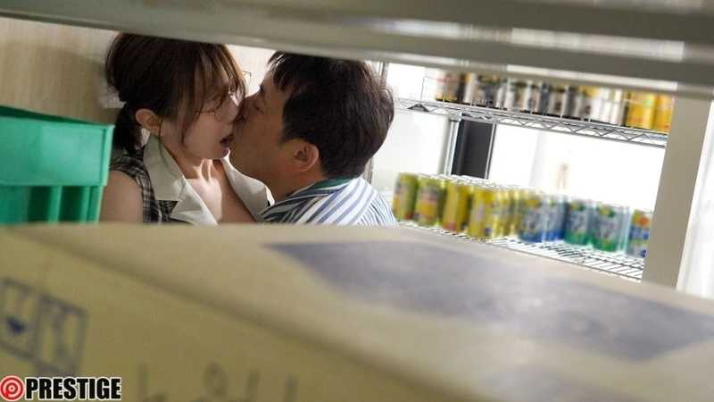 中年男のねっちょりセックスに溺れる文系女子。粘着性高湿度サイレントセックス 釈アリス【限定特典映像10分付き】