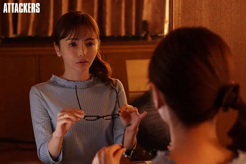 Shameful Hip Movements My Husband Doesn't Know About - Riona Hirose[Origin]