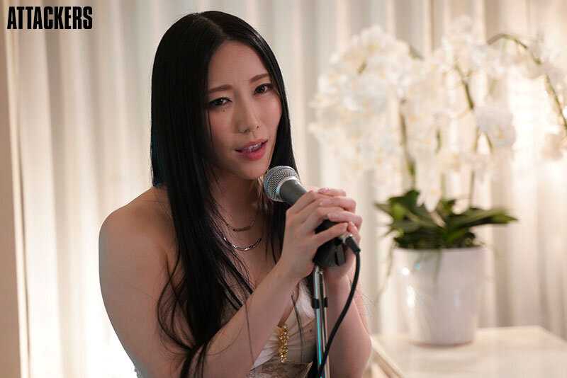 淫らなレクイエムの中で… 七海ティナ