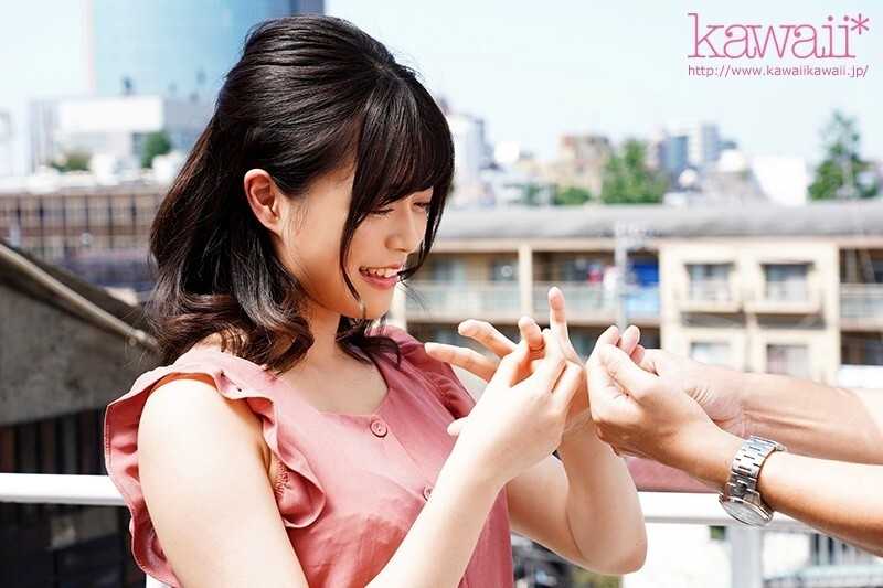 On a Business Trip Repeatedly Creampied by My Insatiable Boss in Our Shared Room... A New Office Lady with Natural Bush Drowning in the Director's Sticky Caresses and Intense Sex - Kanon Kanade[Origin]