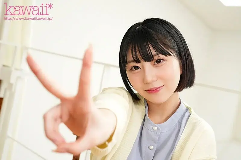 Gender-ambiguous girl - female body or male inside? After 20 years of ambiguous sexuality, a massive penetration AV debut that settles it all! Marika Watanabe[Origin]