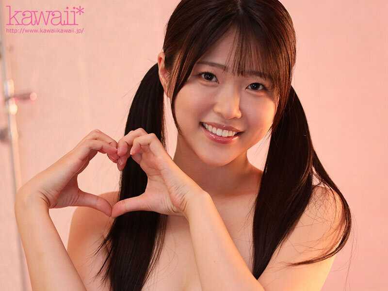 1億分の1美少女のカワイイ顔に超濃厚ザーメン19発顔射ぶっかけ体験スペシャル！ 青坂あおい