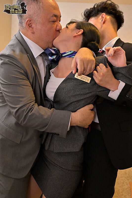 一流ホテルウーマン上品おま○こ激ピストン中出しレ×プ乱交映像（）