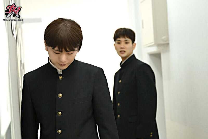 I am a male who was forced to crossdress and my best friend discovered that I am a femboy Kiritou Ririka[Origin]