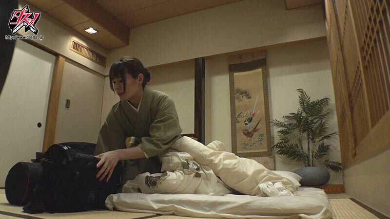 A busty innkeeper is subjected to a full day of coerced filming by a malicious customer, leading to absolute submission and compensation[Origin]