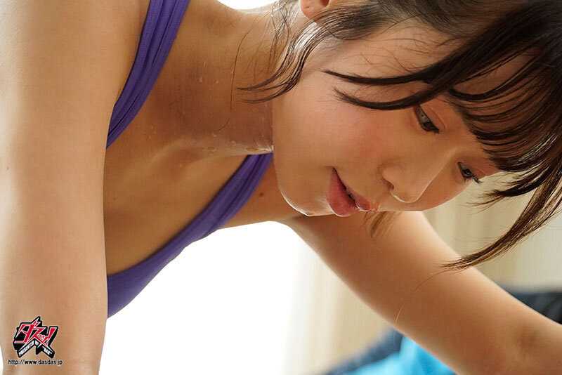 媚薬を盛られ発汗発情！自然と下品ガニ股ジョバジョバお漏らし！ガクガク痙攣敏感ホットヨガ教室 天羽りりか