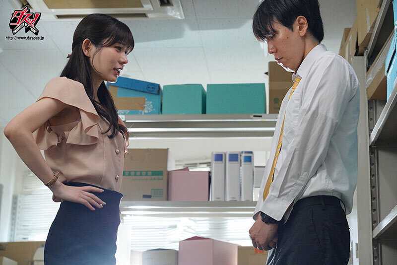 人格スワッピング！？ ゴミクズ上司が憑依した私のカラダ。元に戻る為ならッ…！清純さを捨てバカビッチになって、1発2発3発とポルチオ種付けSEXをたくさんしました。 五日市芽依