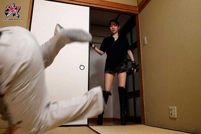 長い懲役で性欲リミッターがぶっ壊れたド下品Gカップ脱獄犯に即ヌキ1発2発と呼吸するように金玉カラッポにされた。 五日市芽依