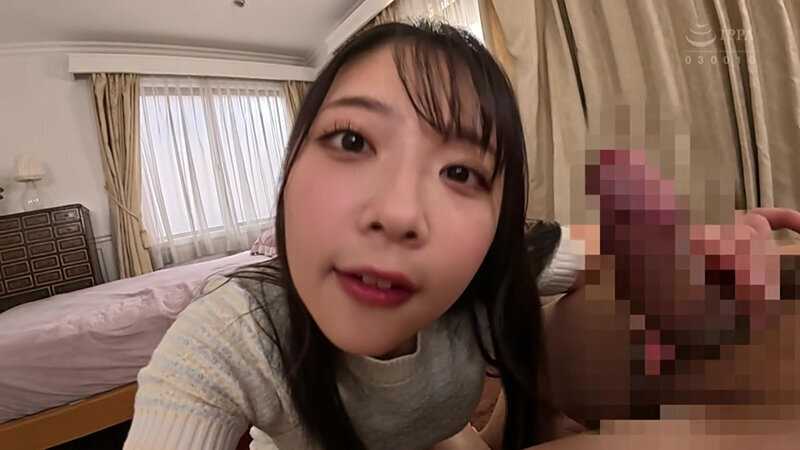 ずぅ～っと見つめられながらシャブられるのって最高に気持ちイイと思ゎない？ 二葉エマ