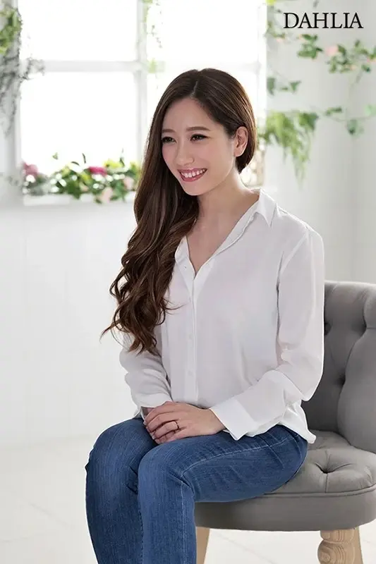 Sensational! Electrifying Transfer - DAHLIA Exclusive! The 200% Pheromone Body of Azuma Rin - I wanted sex that would make me lose my mind...[Origin]