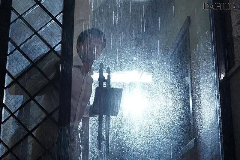 Stranded at Work Until Morning... with a Drenched Part-Time Married Woman Due to Sudden Heavy Rain - Yuka Hodaka[Origin]