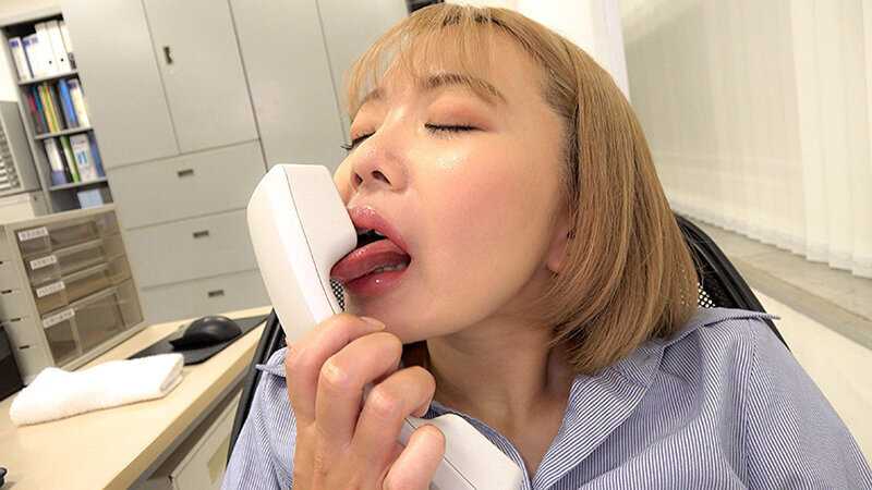 バレたらマズイ状況でこっそり吐息を漏らす 働くオンナの足腰ガクブル角オナニー