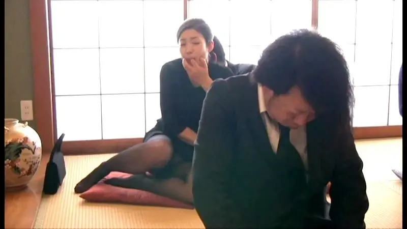 Extraordinary Ecstasy Game - A Widow Attending Her Ex-husband's Memorial Service: The Case of Ryu Enami (DOD)