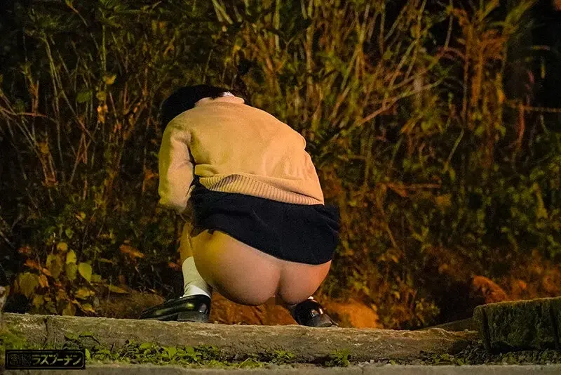 Schoolgirls Restrained Chain Urination Series 3 - Starring Rion Izumi, Hikaru Minazuki, Kana Yura