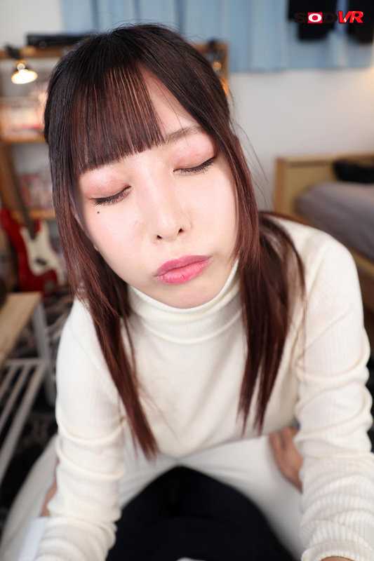 As a first-year staff member in VRSOD's Food & Beverage Division, I'm secretly dating Nakamaru-san. At work, we maintain a professional relationship, but he's always so supportive and understanding. He tells me he'll help make all my wishes come true.[Origin]