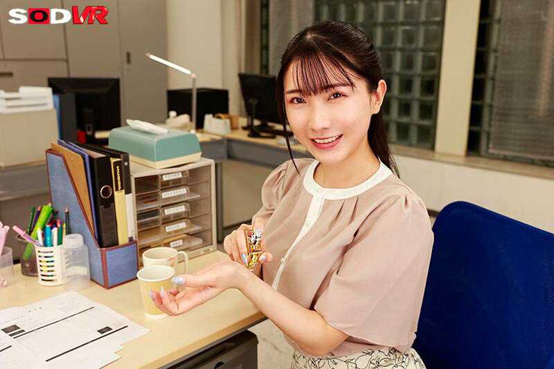 【VR】【8K】発情期誘発スプレー 香水と偽った発情剤でおっとり上司を完全メス化 宮西ひかる