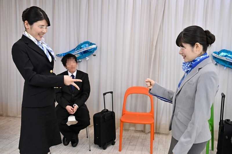 High-Class Flight Attendant Competition! Airline Company Strip Game Tournament 2! Win 1 million yen! Lose and face immediate consequences! Multiple encounters in front of supervisors with 4 participants totaling 19 rounds![Origin]