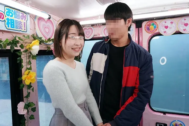 Amateur College Couple Street NTR Monitoring AV × Magic Mirror Collaboration Project! Girlfriend gets seduced by big dick and slips into raw insertion during thigh job! Multiple creampies in front of boyfriend!! Total 11 shots[Origin]