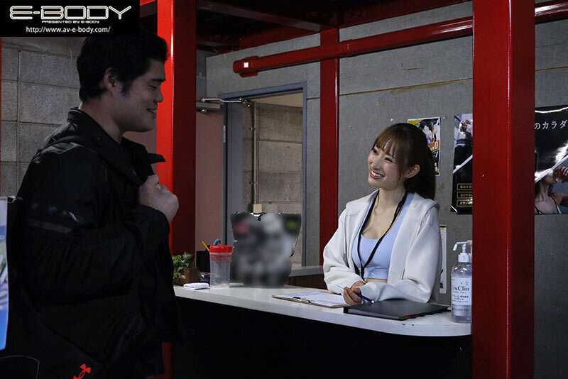 遠征先相部屋NTR 鍛え抜かれた美ボディパーソナルトレーナー嫌々不同意性交のはずが肉弾FUCKに溺れ無限昇天 弥みいさ