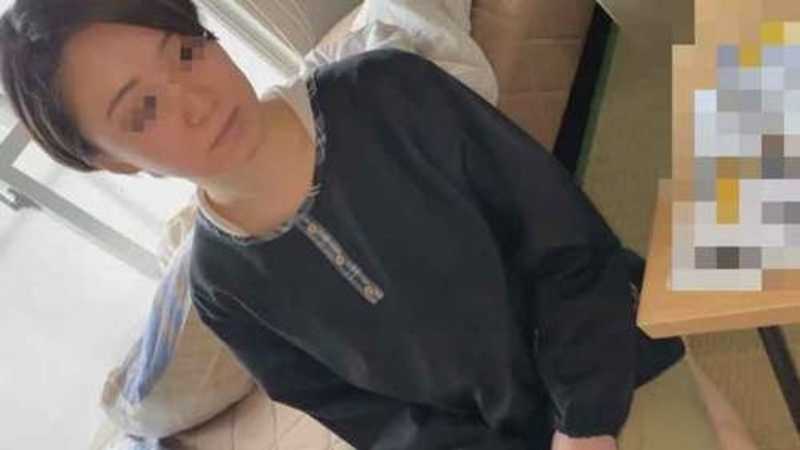 ※限定【個人】新居で2本の他人棒に続けざまに犯され中出しされる新妻