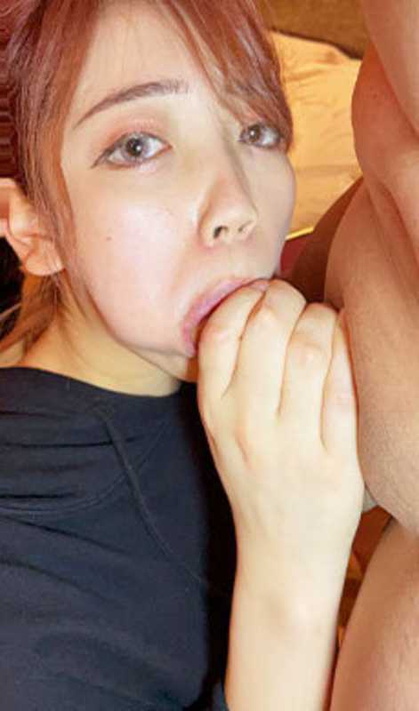 1本のおまけ動画あり［顔出し、大量生中］18歳のミオちゃんと食べ歩きデート！女神の様に可愛い彼女の子宮にデブ男優の濁りきった汚い精子を彼女に種付けSEX