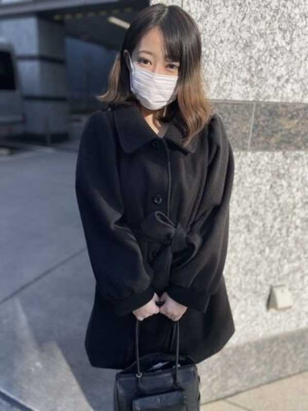 FC2初出演！お小遣い欲しさにハメ撮り承諾！超絶可愛い小柄な美女に流れで押し切り中出し慣行【素人無修正・特典付き】