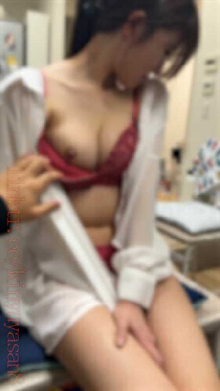 【個人】Tik〇ok20万人の美人妻。交際ｸﾗﾌﾞ案件で金を持ち逃げ。個人利用と約束した旦那に秘密の動画を晒。※１月６日まで個人情報紐づく動画 特典で公開