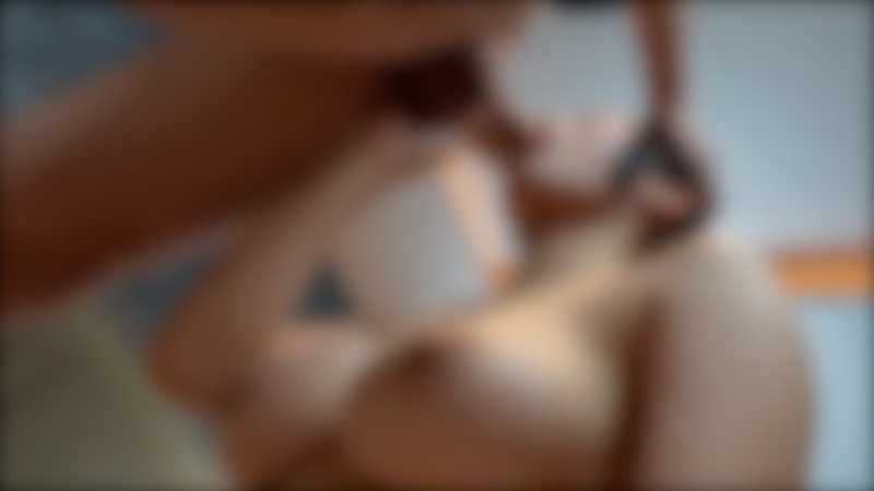 日間限定！【初撮り】【顔出し】 最高峰！！神様が与えたイタズラ神乳。1000人に1人か否かの細身爆裂アニメおっぱい！！リアル峰不二◯ボディを満足いくまで堪能します。