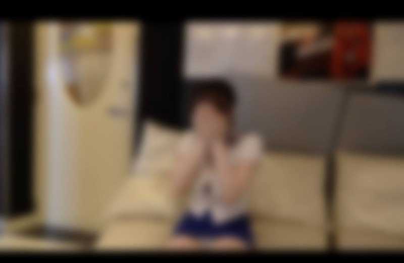 【顔出し】【顔射】 ロケットおっぱい！！小さなカラダに実った豊潤な果実。カメラの前ではガチオナニーを初披露！揺れまくるオッパイ。。可愛いお顔への大量顔射が見逃せない！