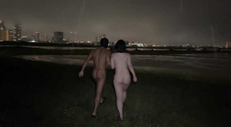 本物処助！某有名大学医学部1　8　才は大雨の中、野外でS⚫︎X以前にキスとオナニー以外人生で全てが初めて…ヤってみたいHは青姦とアナル挿入…