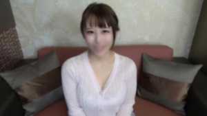 【初撮り】ハーフ＆セレブな美人若妻。人生２本目のチンポを求めて決意のハメ撮り。