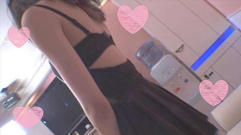 【顔出し】【モ無】【生中】完全素人！初々しさを誇る最高峰ルックスななちゃんと生中中出しコスプレエッチ！！