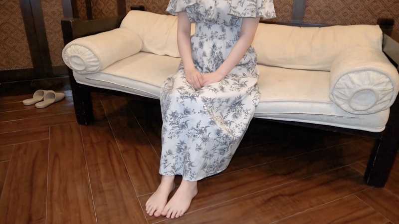 【無】Ｅカップ美乳色白美女！おとなしそうに見えてエッチ始まると豹変⤴凄いフェラに素晴らしい腰のグラインド！ゴックンと中だし　※特典高画質