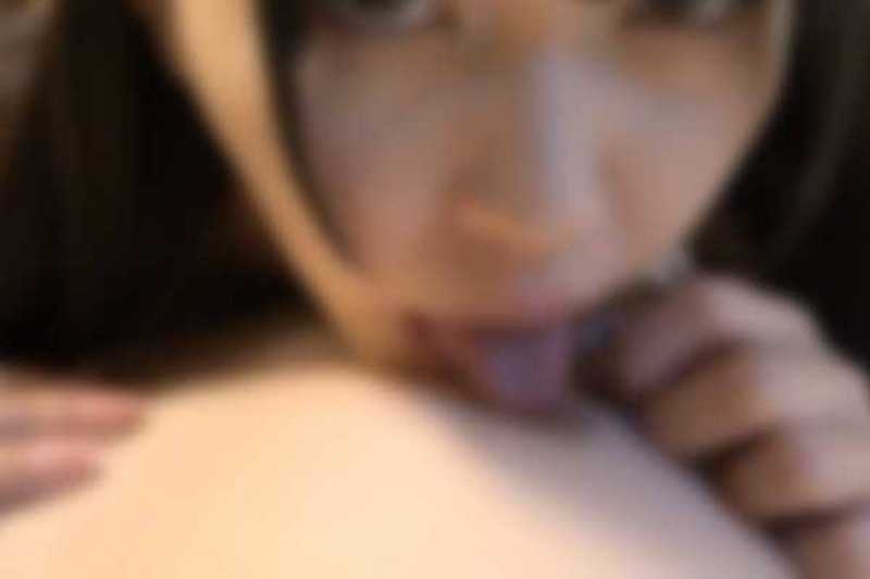 【清楚/ハメ撮り】大人の雰囲気溢れる22才慶◯生に3Pで生ハメSEXして中出ししちゃった