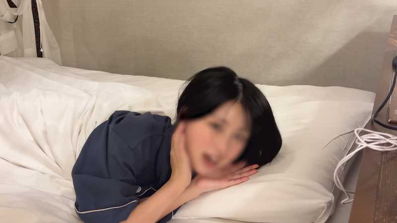 全人類の可愛さの頂点。横⚫︎スタバのJDモデルめいちゃんとはじめての真性中出し。そのまま彼氏とのデートに直行する小悪魔でした。