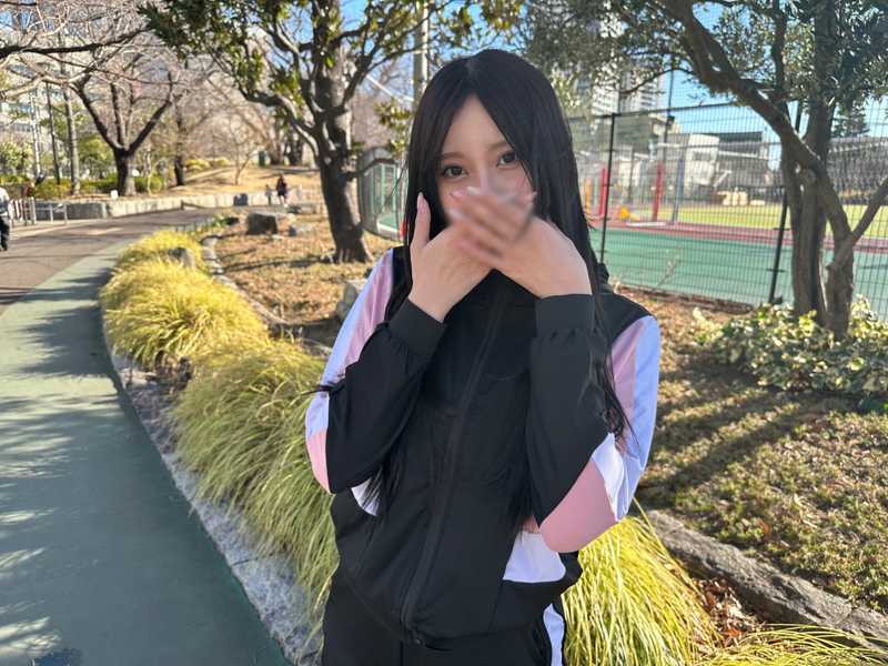 【初撮】※水泳部歴10年の運動系美女。キャリアのためにデカチンでストレッチされ、何度も痙攣。運動で鍛えた締め付けの超名器にたっぷり中出し。