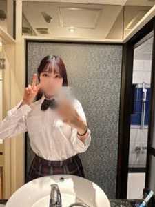 待望の完全顔出し！超衝撃作品発見！中出し・顔射2連発！※定点映像