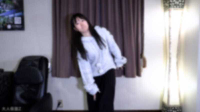 【素人初撮り】えり(18) これから垢抜けようとする発展途上素人のノーメイク撮影。フェラから口内に粘々中年精液を発射し飲ませたり、中出ししたり、アナル責めしたりしました。