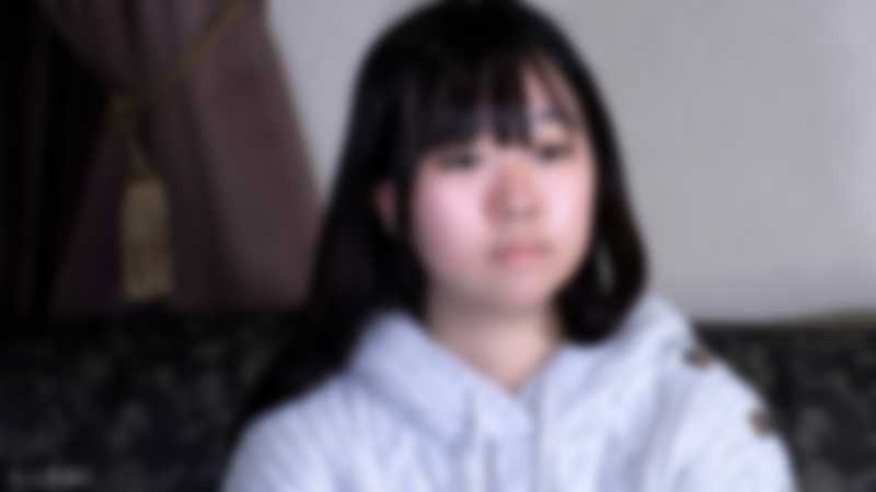 【素人初撮り】えり(18) これから垢抜けようとする発展途上素人のノーメイク撮影。フェラから口内に粘々中年精液を発射し飲ませたり、中出ししたり、アナル責めしたりしました。