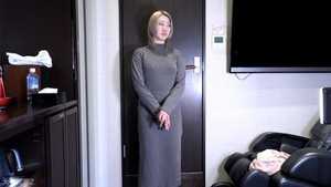 【素人初撮り】ゆい(19) スタイルの良い百貨店店員の初撮影。いきなりアナル舐めさせて中出し。アナルも貫通しATM。長時間のおもちゃ責めで連続イキ。