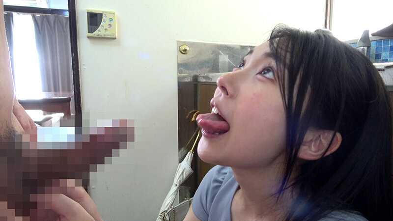 いつでもじゃれてくる喉ボコ女子。 100％SMILEごっくん 皆月ひかる