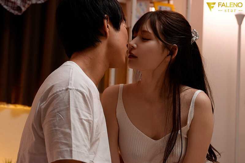 同僚男子と自宅で目が覚めた土曜の朝。お昼ご飯食べてセックスして夜までダラダラとセックスしてまた一緒に寝る日曜の夜。明里つむぎ