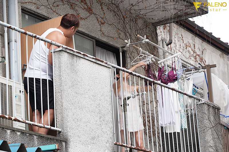 町営団地10号棟の隣人は毎日違う男を連れ込み敏感ボディから溢れ出る汗で下品に肉体性交 女神ジュン