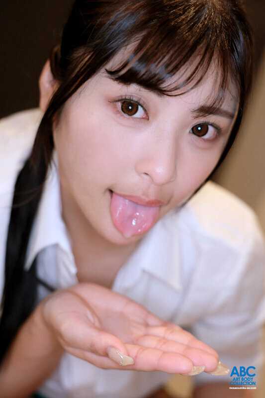 あざと可愛い爆乳Hcupカフェ店員のノーブラパイズリ誘惑！お客に隠れて不倫沼に堕ちた中年店長と種付けプレスで中出しセックス 似鳥日菜